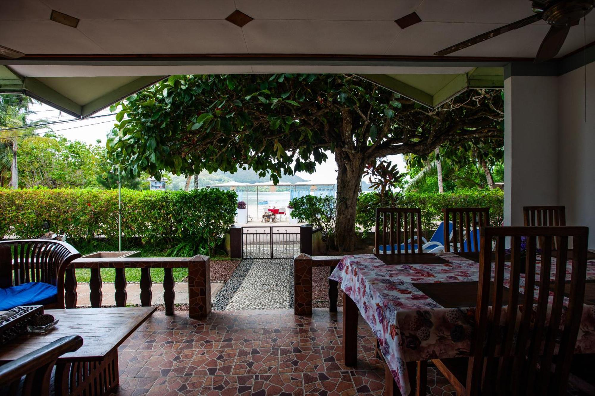 Sea View Lodge Бає-Санта-Анна Екстер'єр фото