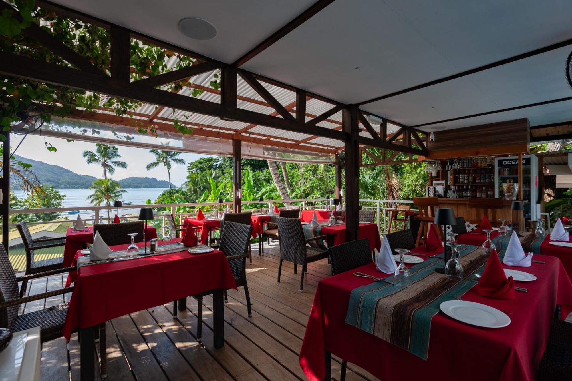 Sea View Lodge Бає-Санта-Анна Екстер'єр фото